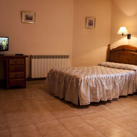 מדינצ'לי Hostal Nicolas חדר תמונה