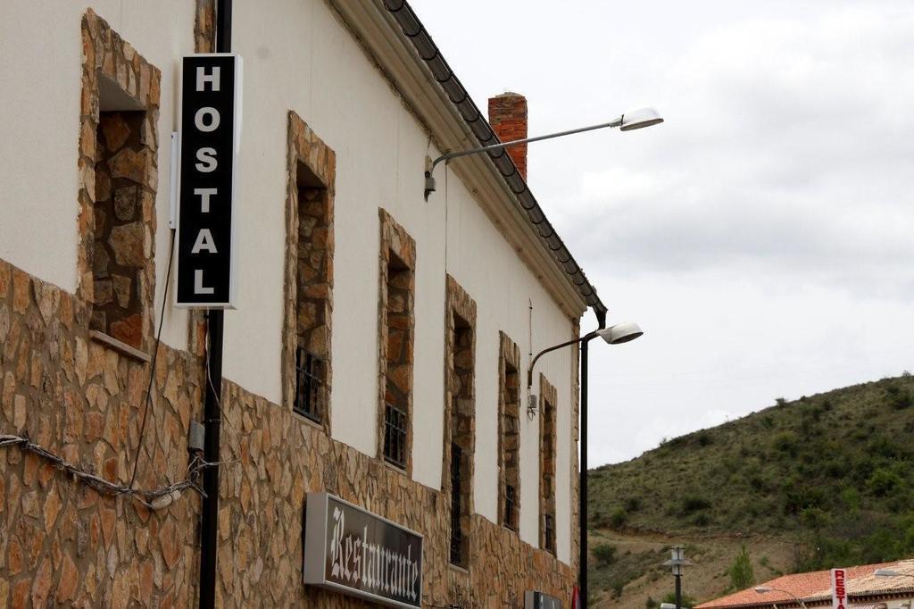 מדינצ'לי Hostal Nicolas מראה חיצוני תמונה
