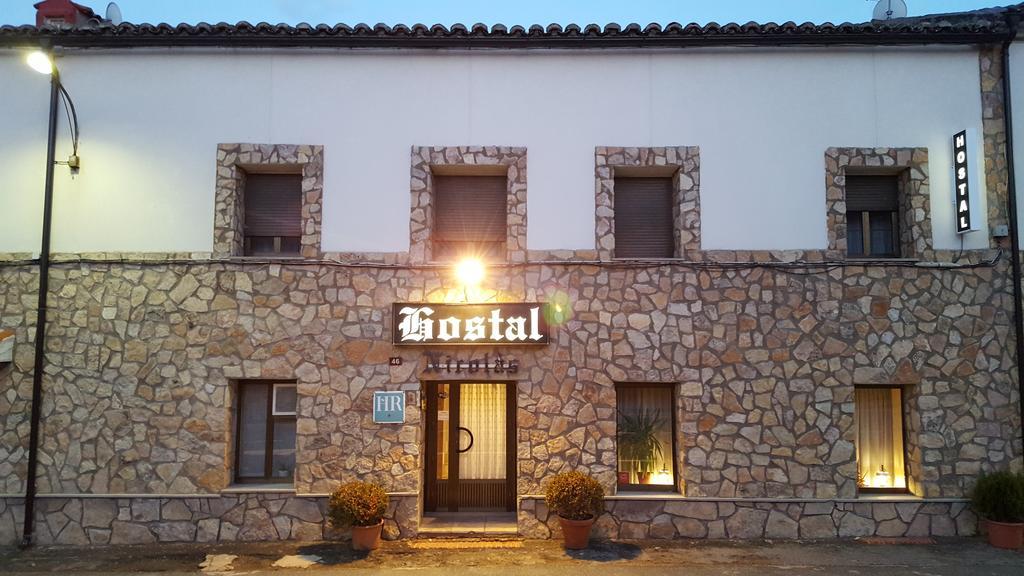 מדינצ'לי Hostal Nicolas מראה חיצוני תמונה